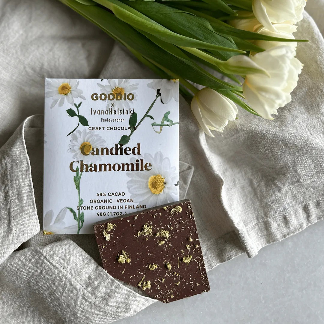 Candied Chamomile Chocolate 49%