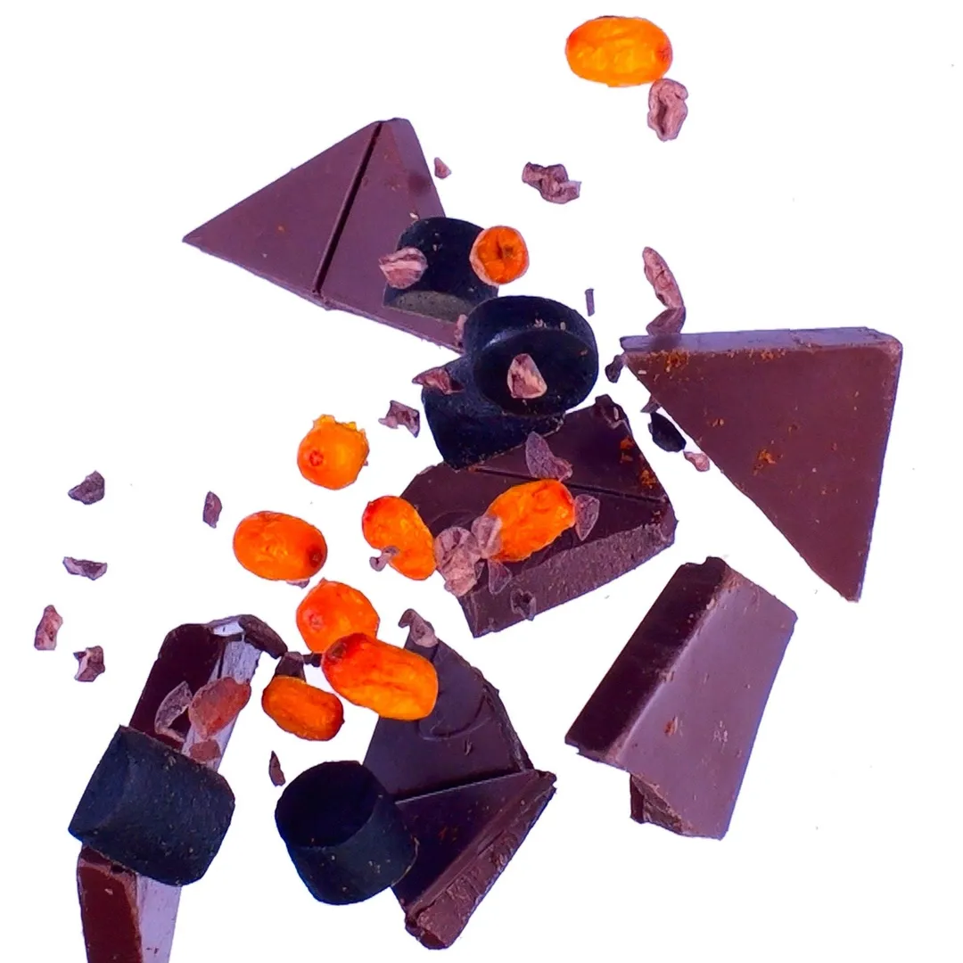 Licorice & Sea Buckthorn Chocolate 53%