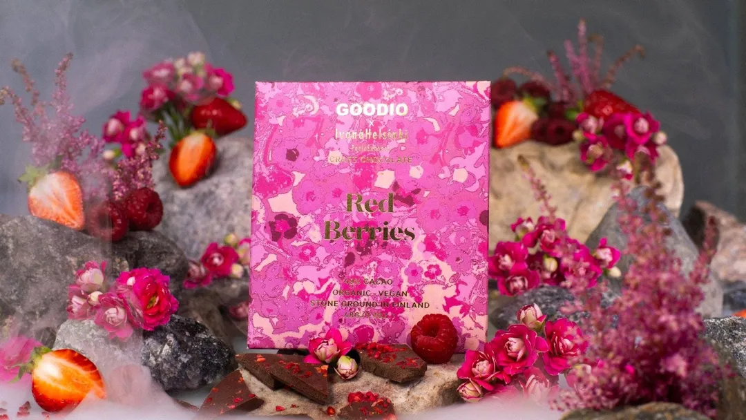 Red Berries Chocolate 49%