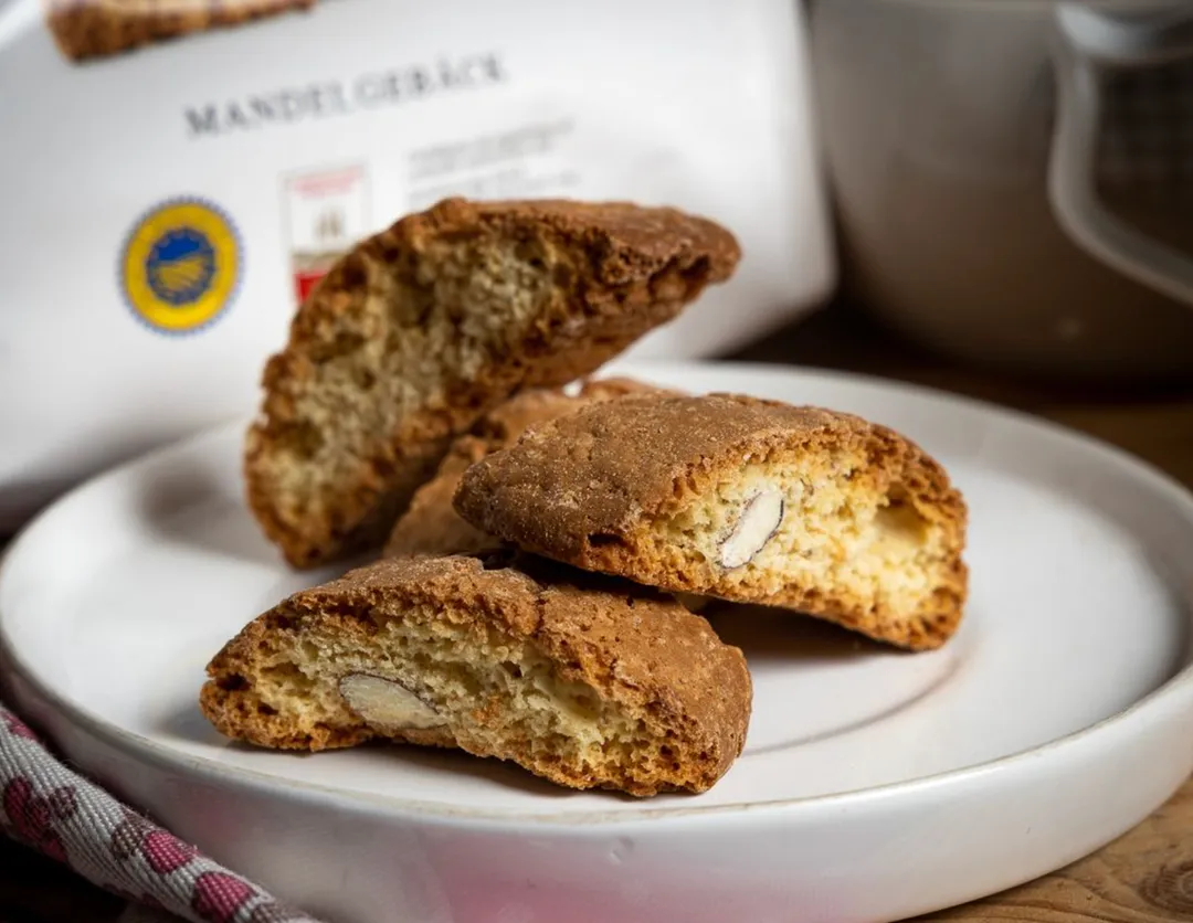 Belli Cantuccini (mini biscotti) w/ Almonds PGI 250g