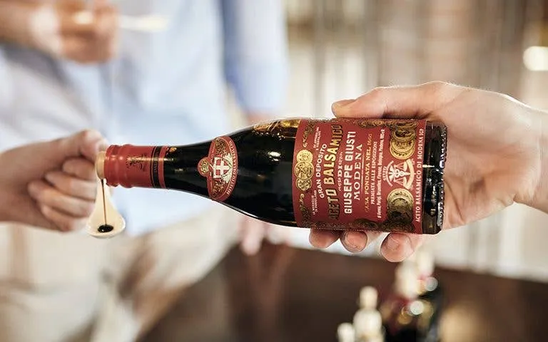 Giusti Balsamic Vinegar "Riccardo" 250ml