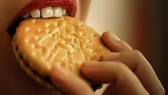 Lu Prince Chocolate Sandwich Cookies