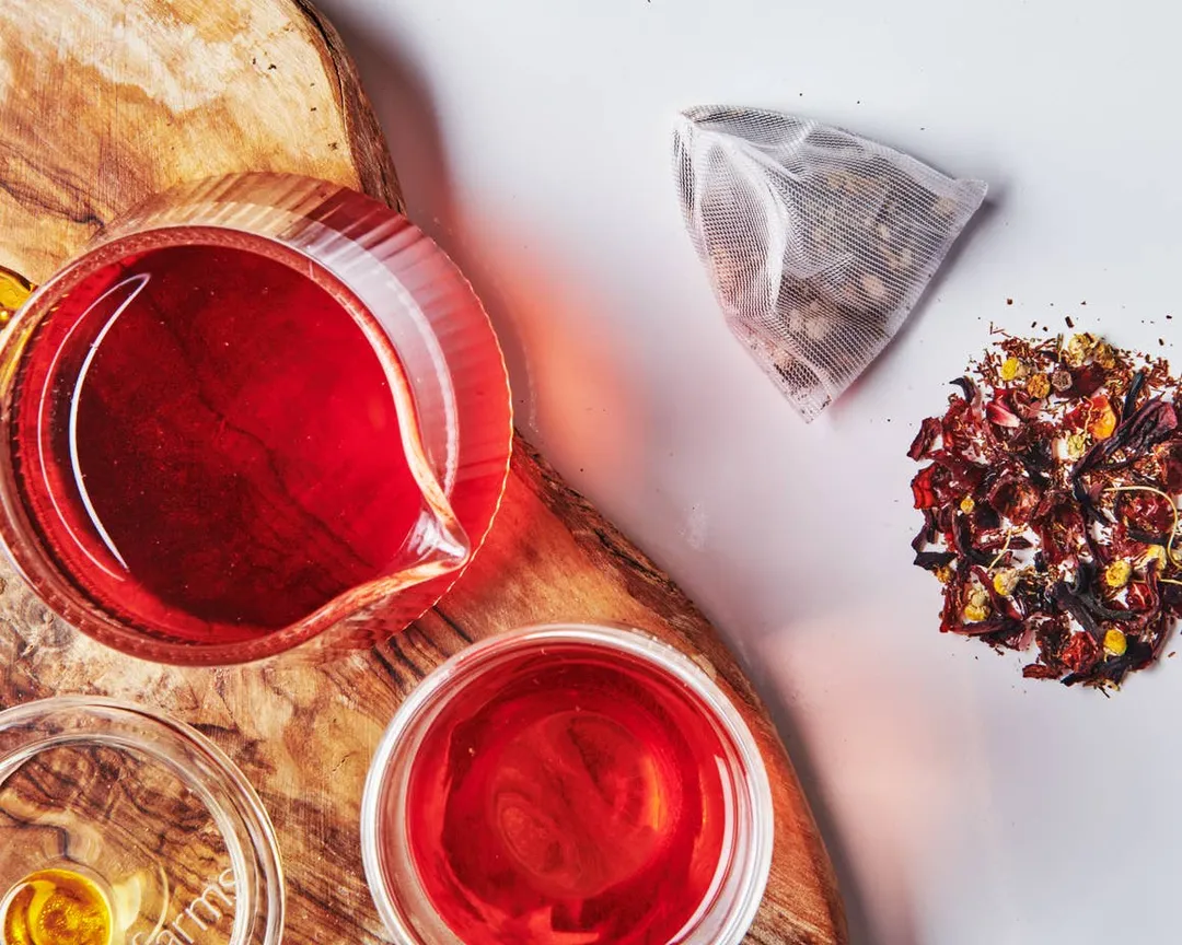 Shine | Rooibos + hibiscus and rosehips