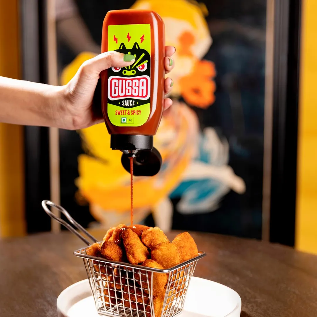 Gussa Sweet & Spicy Sauce 16oz