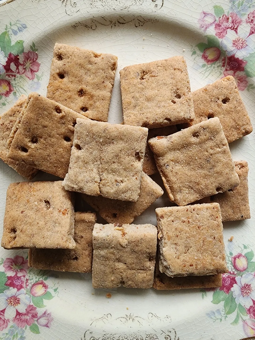 Simply Crafted Grahams Maple Cinnamon