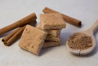 Simply Crafted Grahams Maple Cinnamon