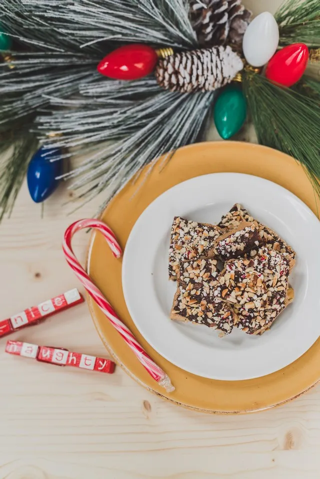 {Holiday Seasonal} Candy Cane - Oregon Hazelnut Toffee