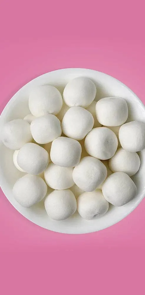 Hello Kitty Strawberry Marshmallows 3.1oz - 12ct