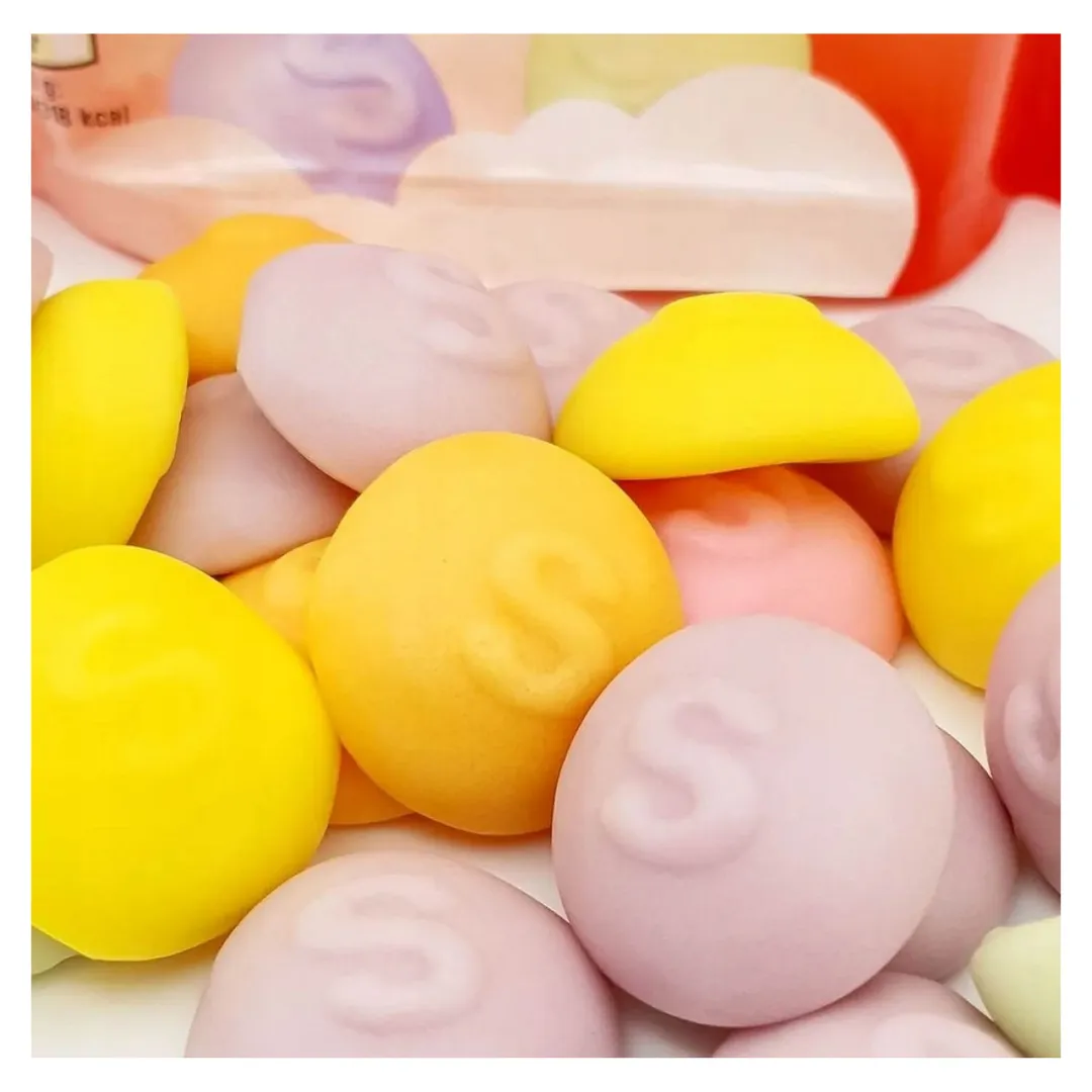 Skittles Squishy Cloudz Fruits Peg Bag 100g - 12ct