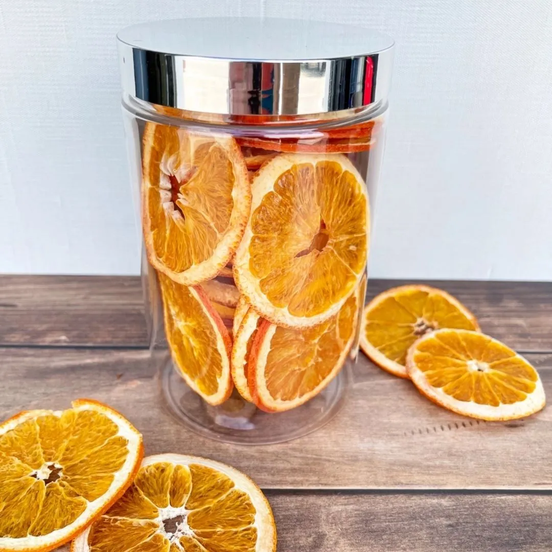 Dehydrated Fruit Cocktail Garnishes - Decorative Plastic Jar (Dehydrated Oranges)