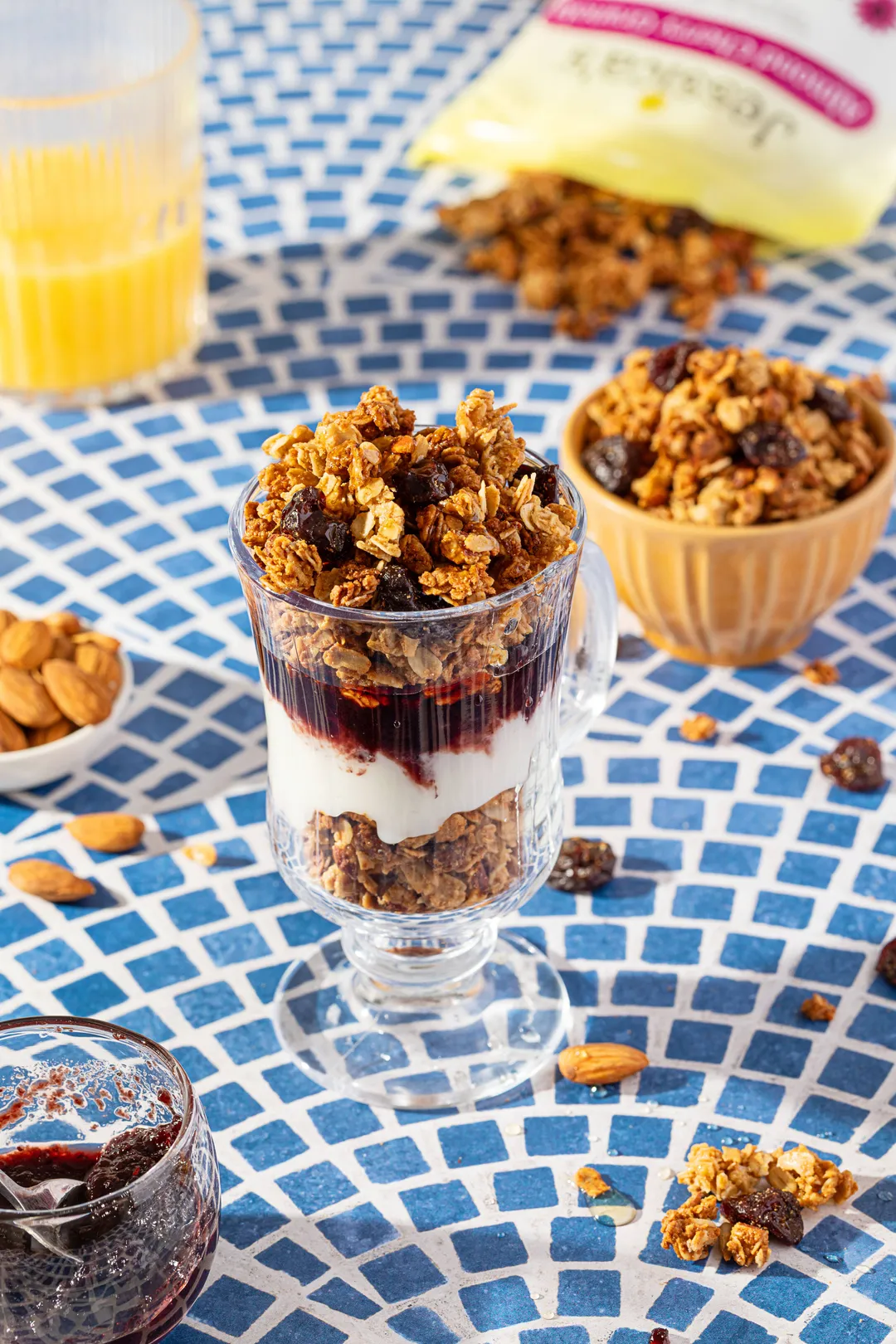 Almond Cherry Granola - 11 oz