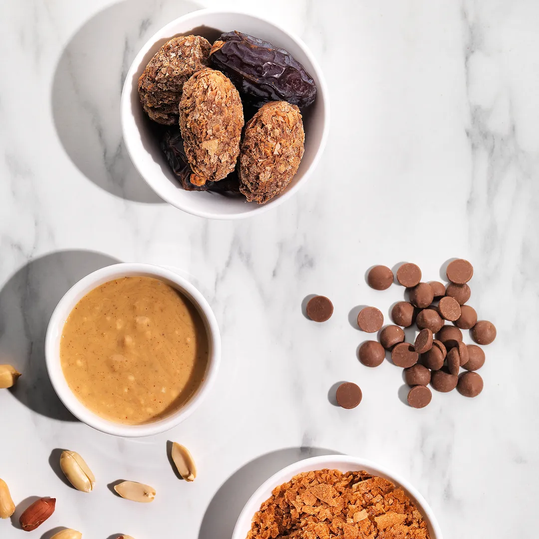 Medjool Dates Covered Crispy Milk Belgian Chocolate & Stuffed with Almond Cream 4.23 oz (120 g)