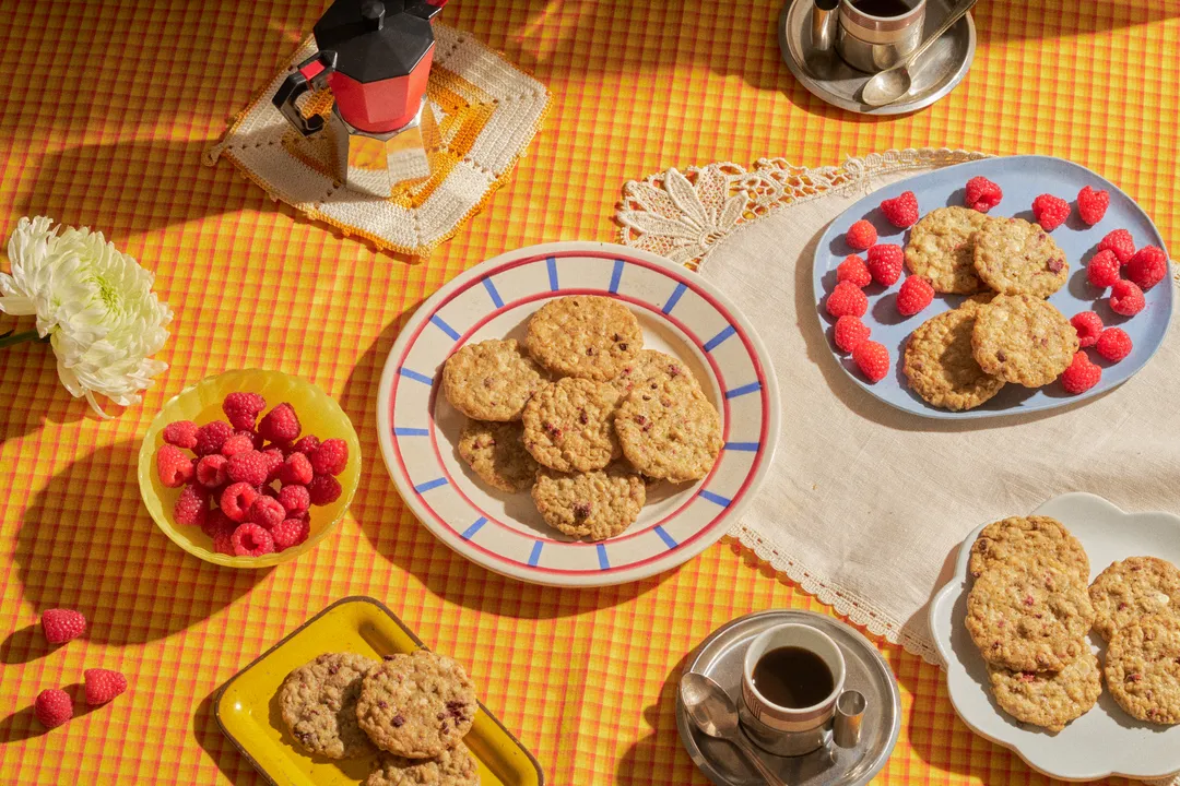 White Chocolate Raspberry Crisp Oat Cookies