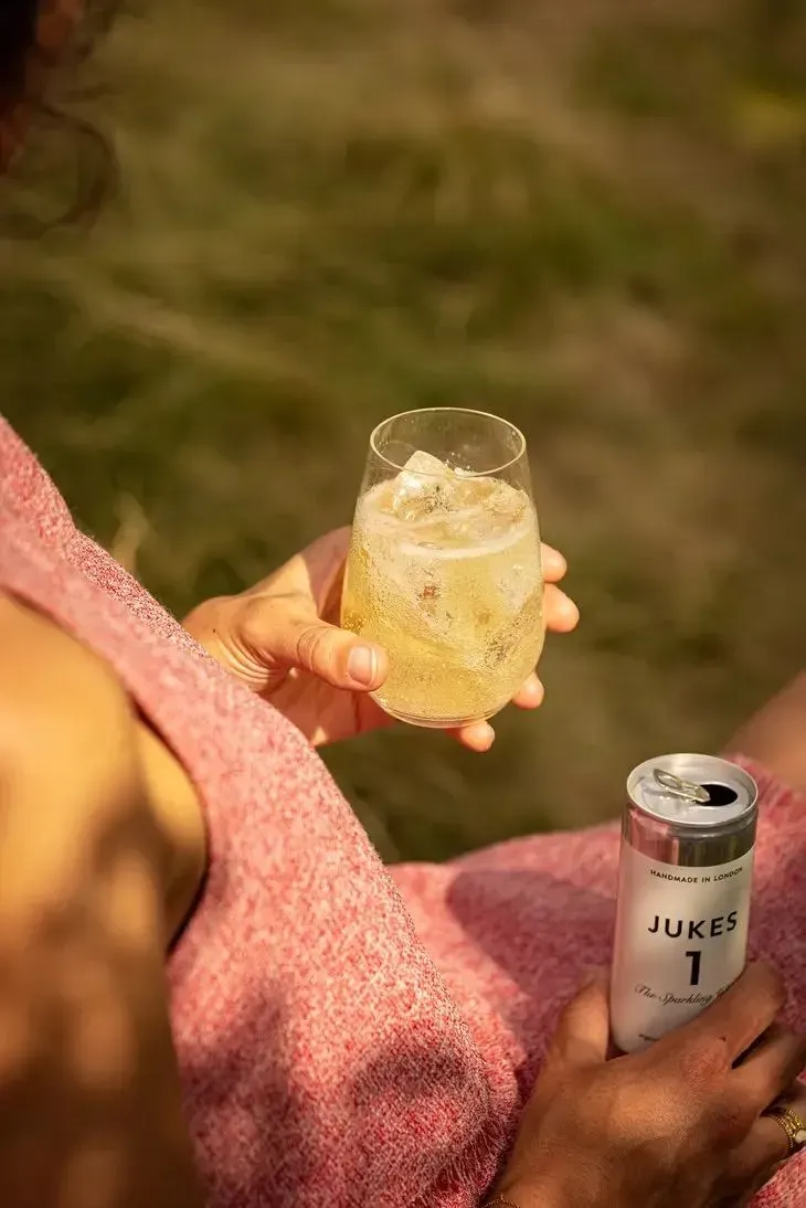 Jukes 1 - the Sparkling White - (4pk)