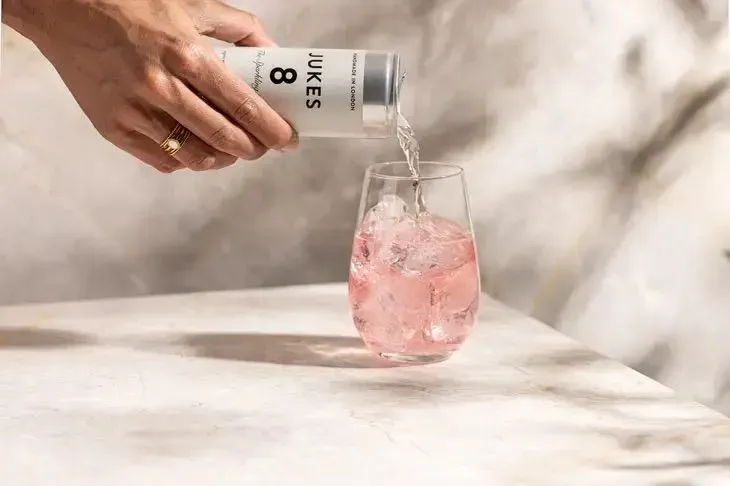 Jukes 8 - the Sparkling Rosé - (4 pk)