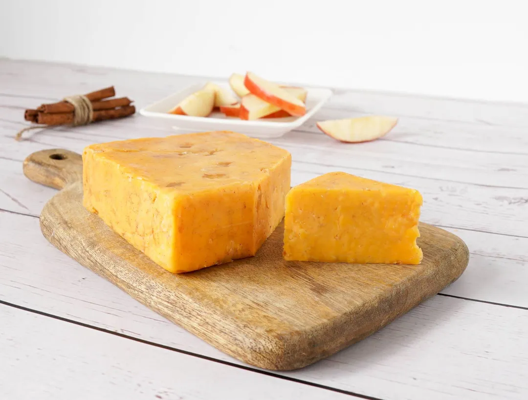 Cinnamon Apple Cheddar - 5 lb.