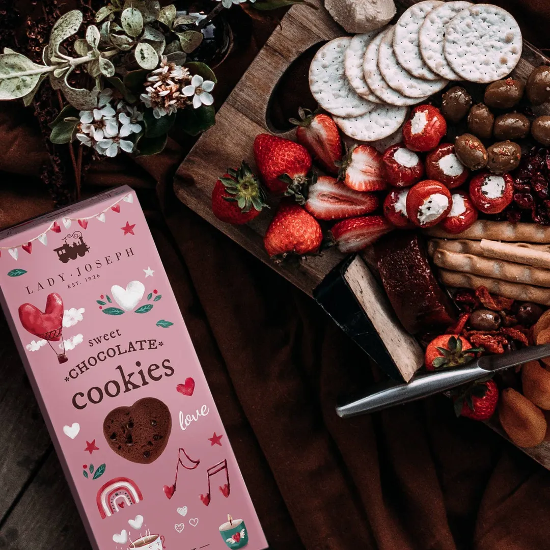 Chocolate Cookies Love Edition