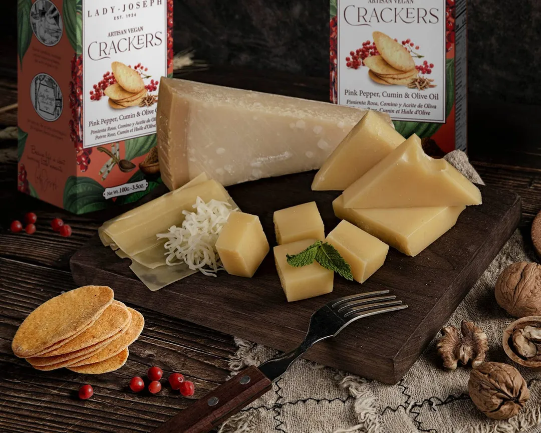 Crackers With Red Pepper, Cumin & Olive Oil (Cracker Snack)