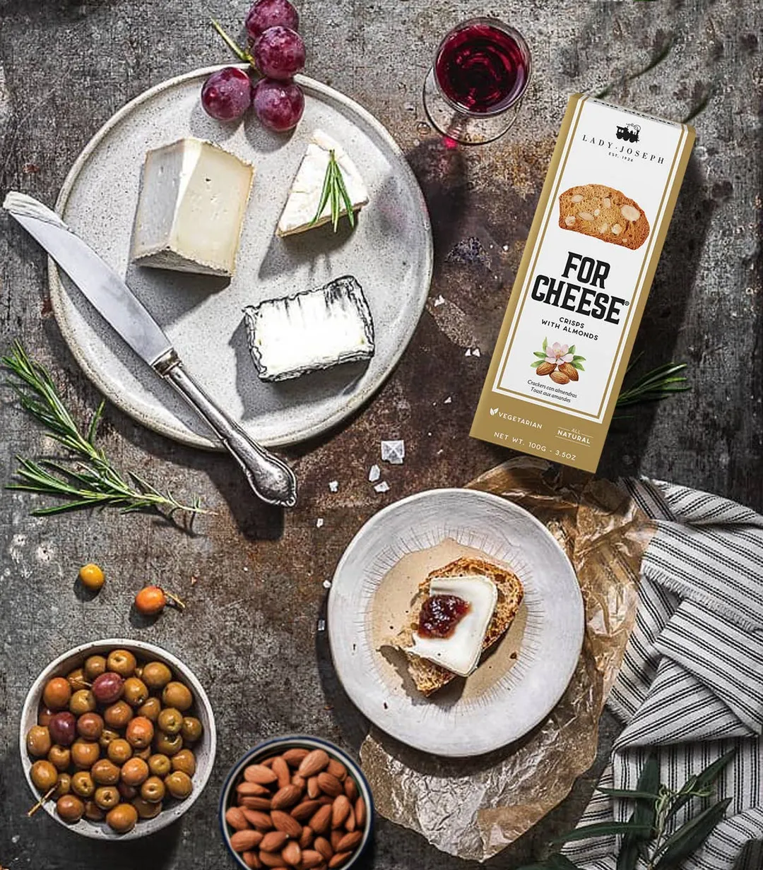 Crips with Marcona almonds for cheese. 100g 3.5oz