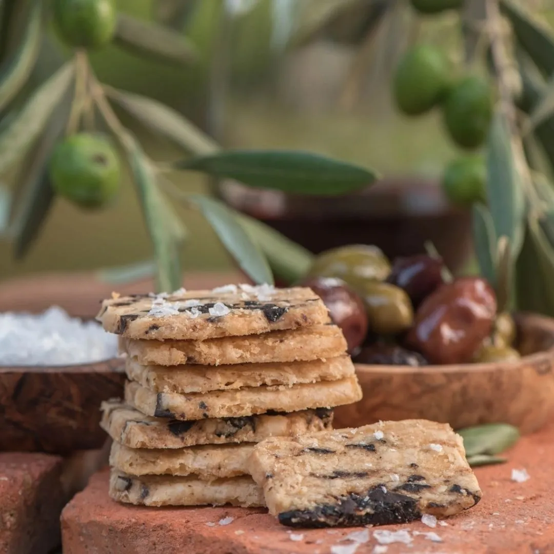 Olive Scourtin Savory Biscuit - 6oz