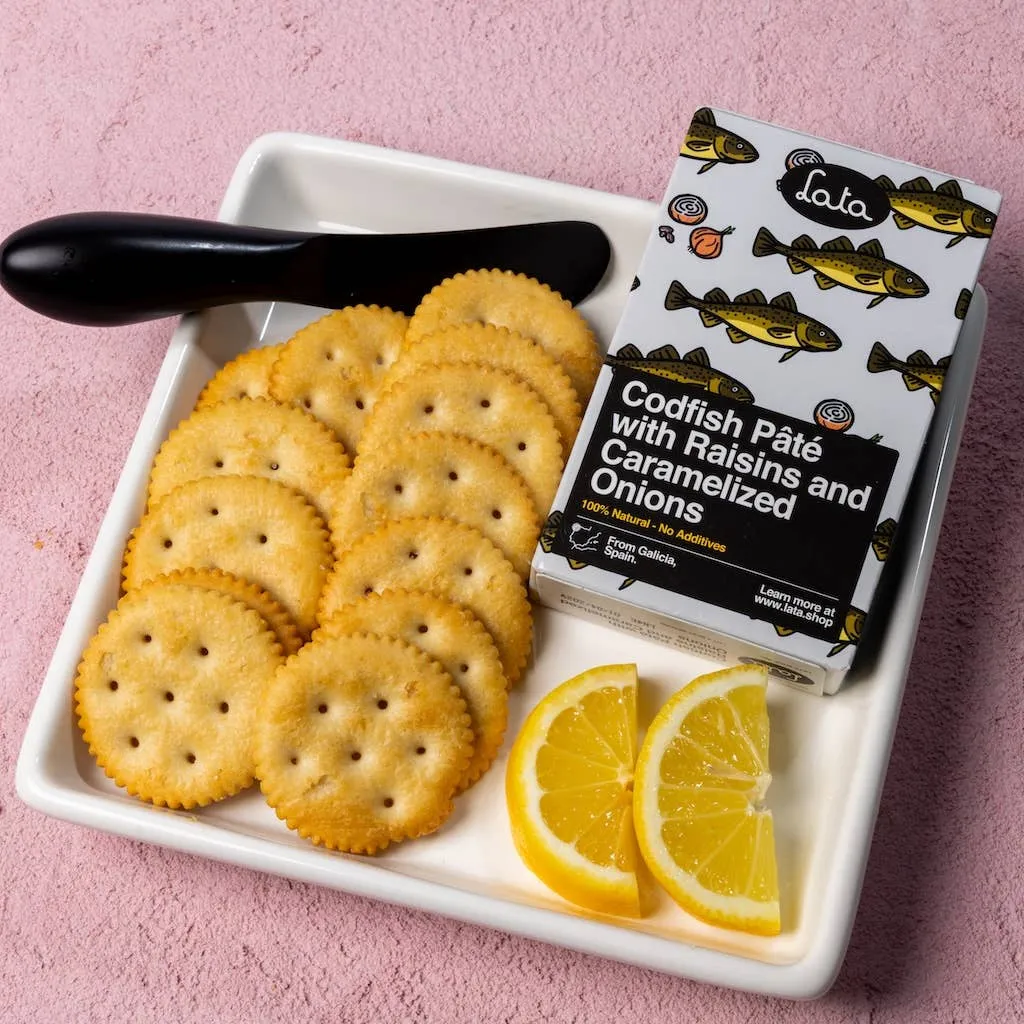 Lata Codfish Pâté with Raisins and Caramelized Onions