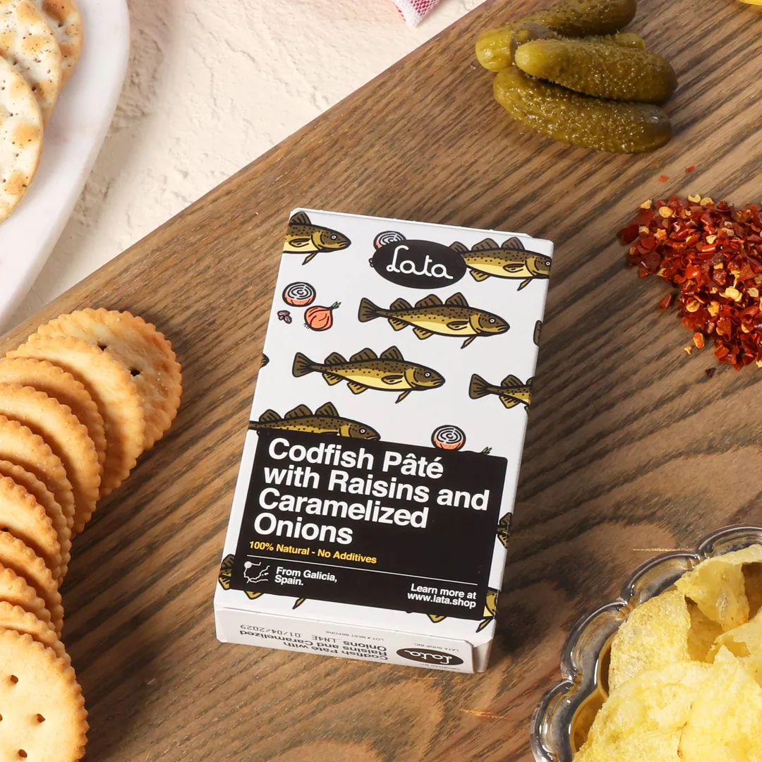 Lata Codfish Pâté with Raisins and Caramelized Onions