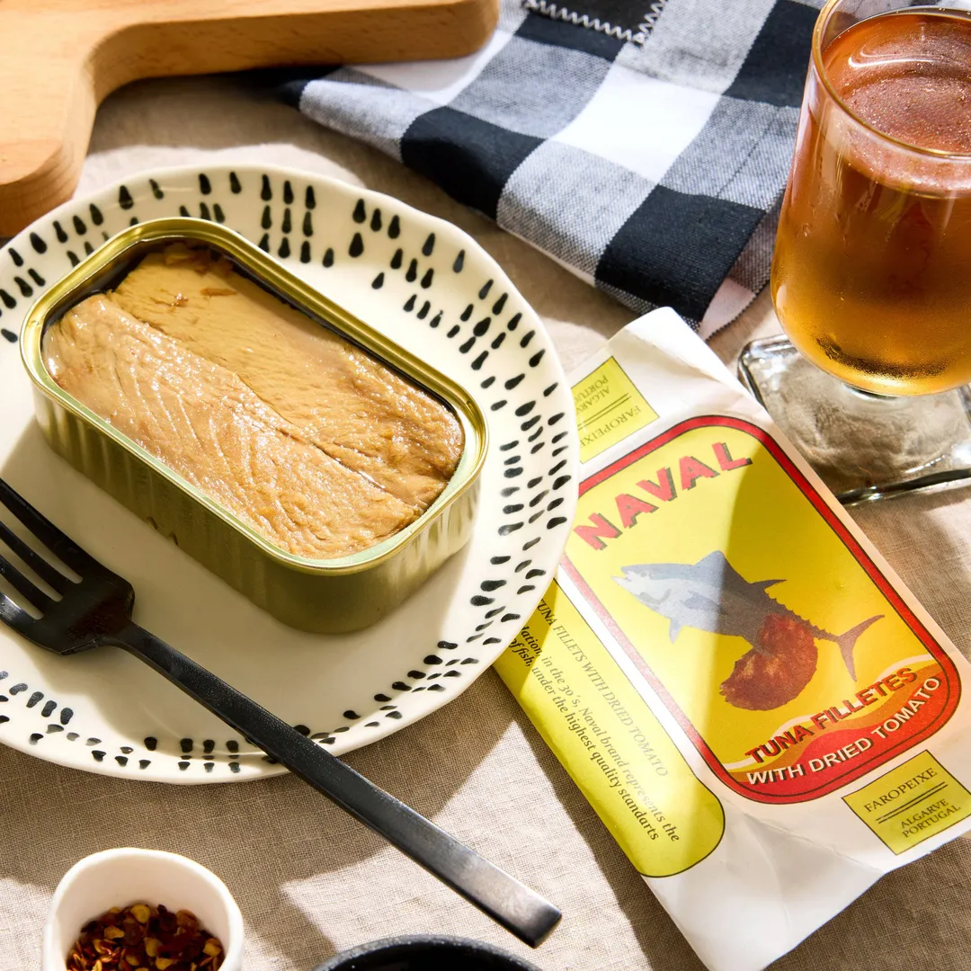 Naval Tuna Fillets with Dried Tomato