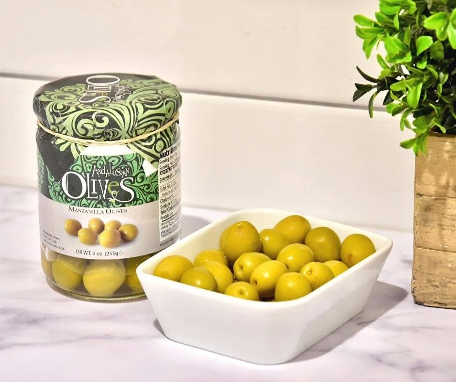 Green Manzanilla Olives - 9 oz (255g)