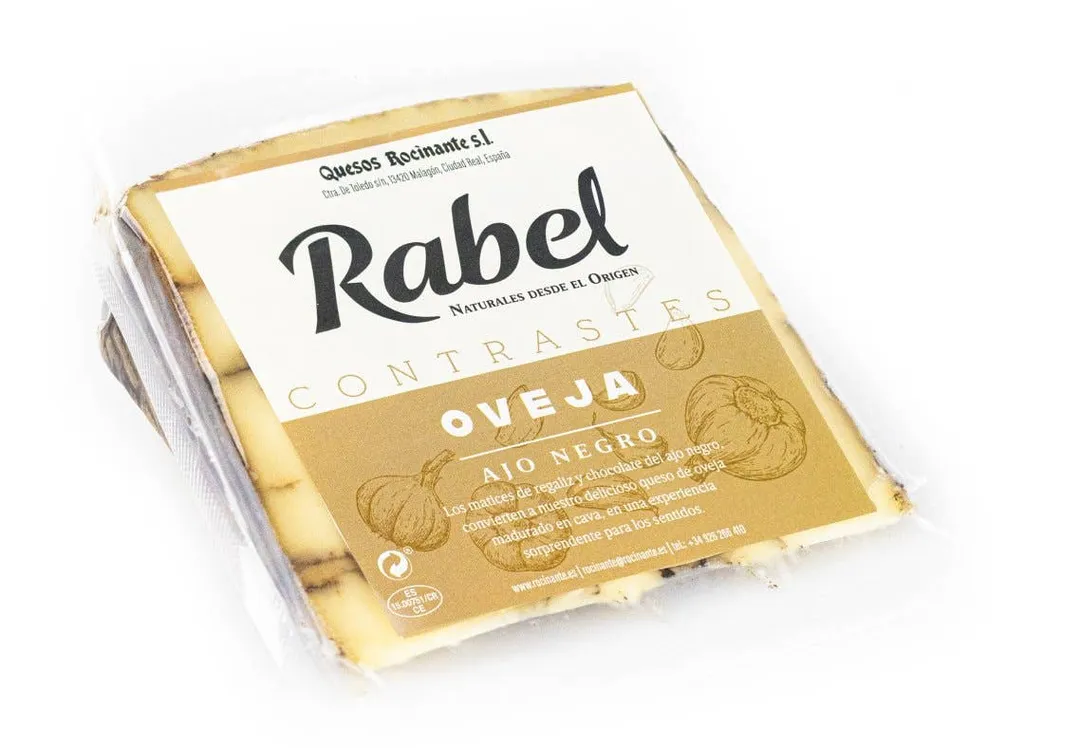 Sheep's milk cheese with black garlic - 8oz