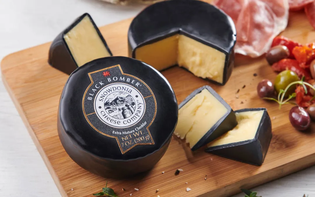 Snowdonia Cheddar Black Bomber - 7oz (200g)