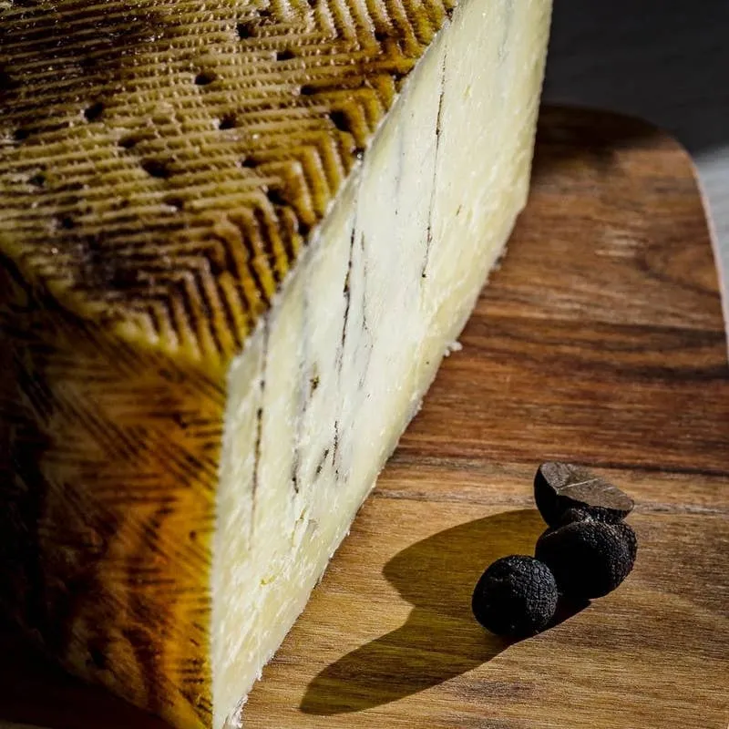 Spanish aged cheese with truffles - 8oz