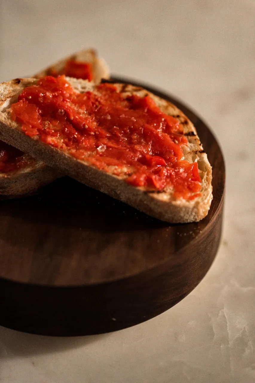 La Catedral de Navarra Whole Peeled Tomatoes in Brine