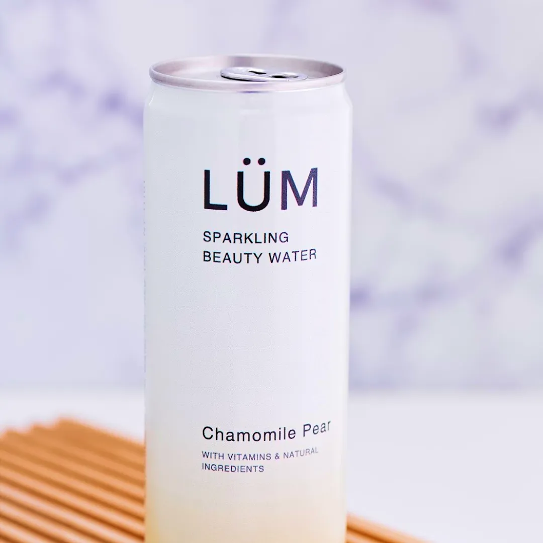 LÜM Sparkling Beauty Water Case (24-Count)