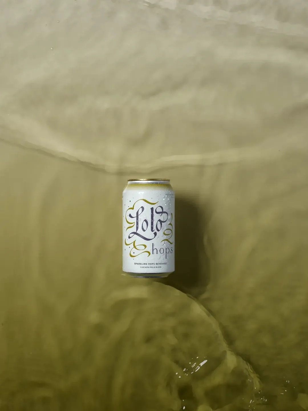 Lolo Cascadia Field Blend Sparkling Hops Beverage