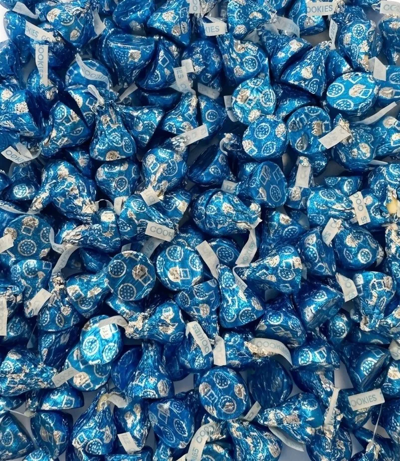 Hershey Kisses Cookies & Creme BLUE Foil Milk Chocolate 5 lb