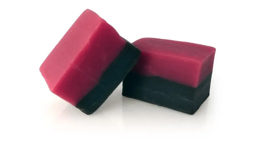 Kola Fabriken Lakrits Swedish Fudge Raspberry Licorice 2kg Tub