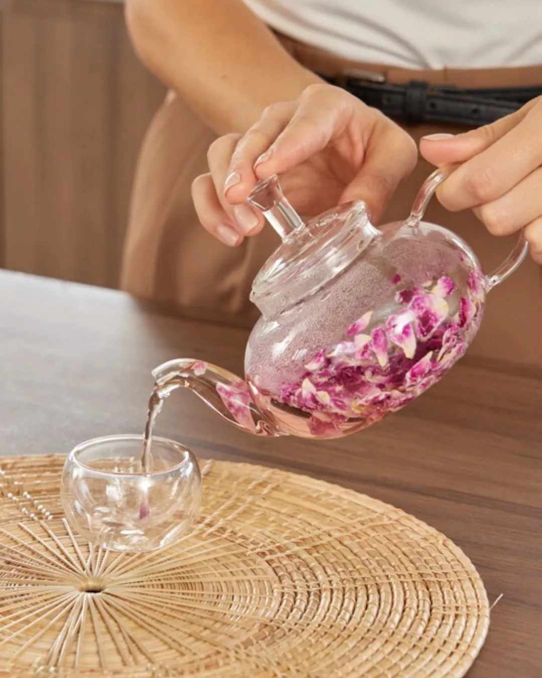 Damask Rose Tea Bulk (1 unit = 8 oz)