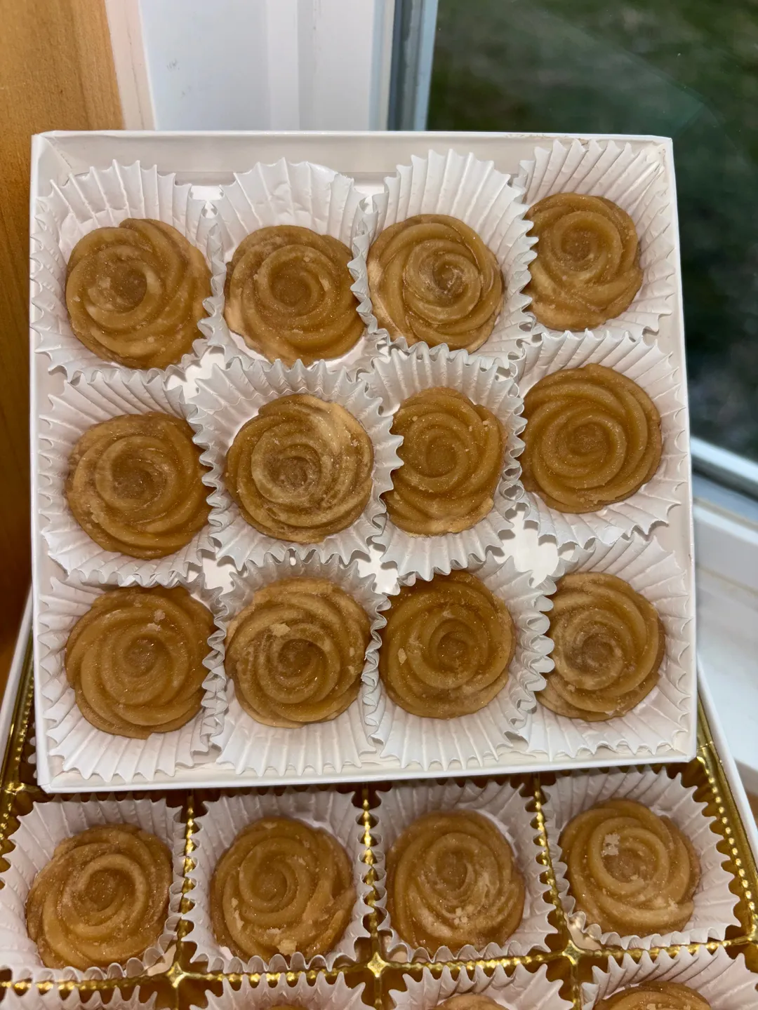 Pure Vermont Maple Candy - 12 Piece Roses Gift Box