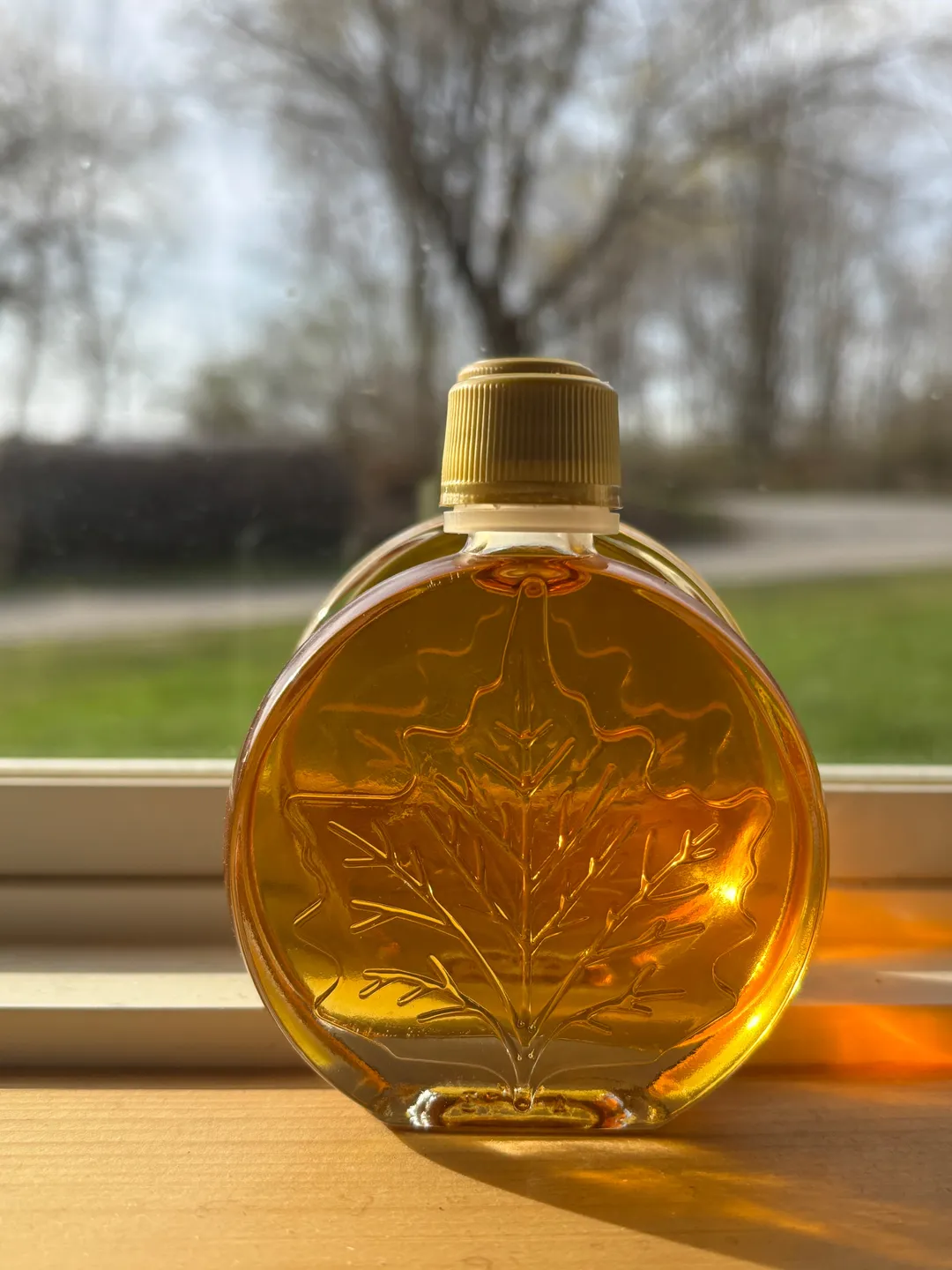 Pure Vermont Maple Syrup - Glass Medallion