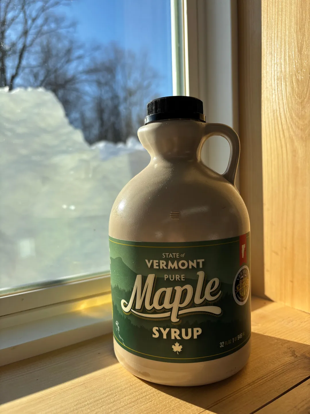 100% Pure Organic Vermont Maple Syrup - Quart Jug