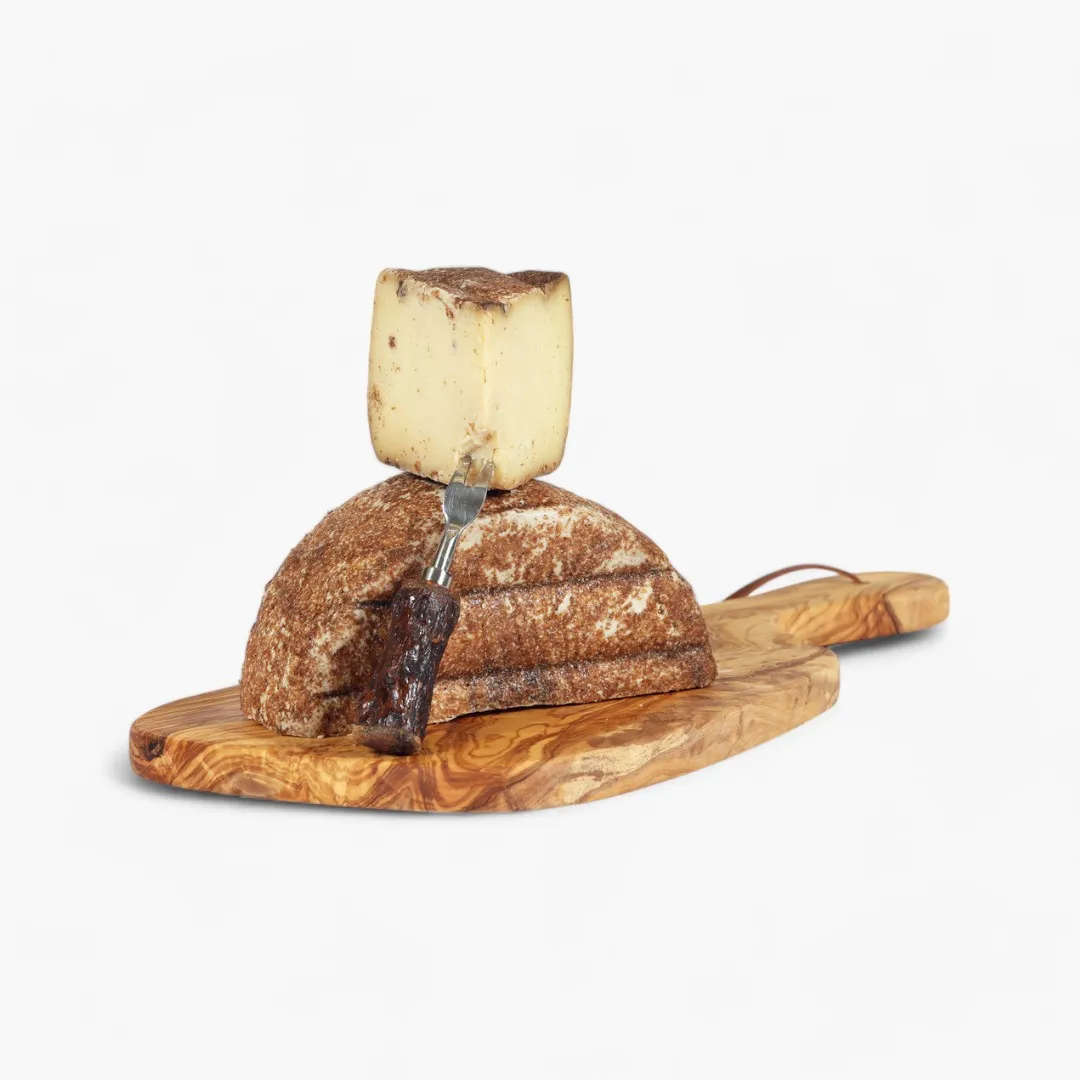 Pecorino Brigantaccio – Aged Sheep’s Milk Cheese Wrapped in Bran 