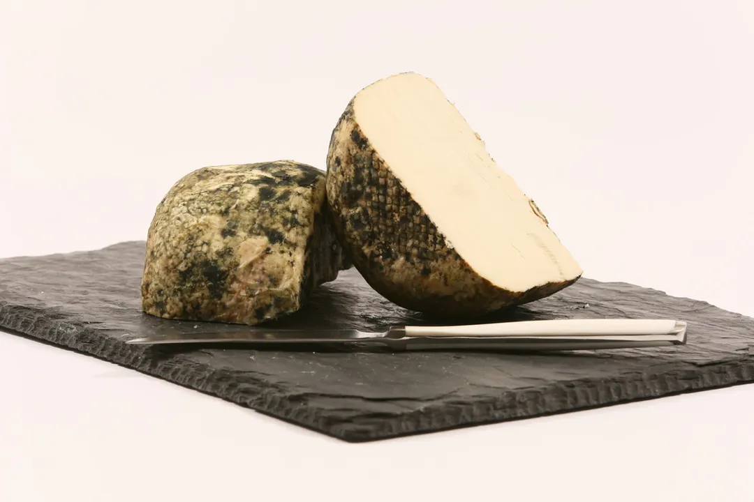 Ricotta Scorza Nera – Cave-Aged Sheep’s Milk Ricotta 