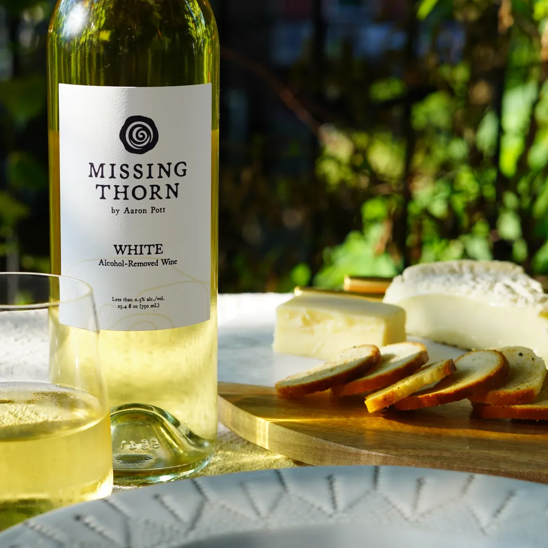 Missing Thorn Alcohol Removed Still White Wine