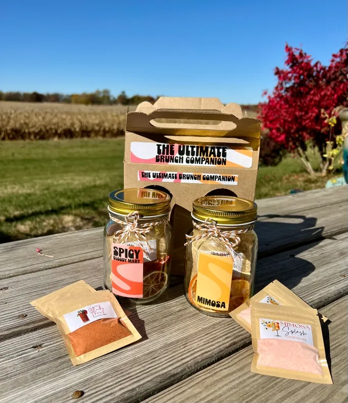 Gift Box - The Ultimate Brunch Companion - Cocktail Mix