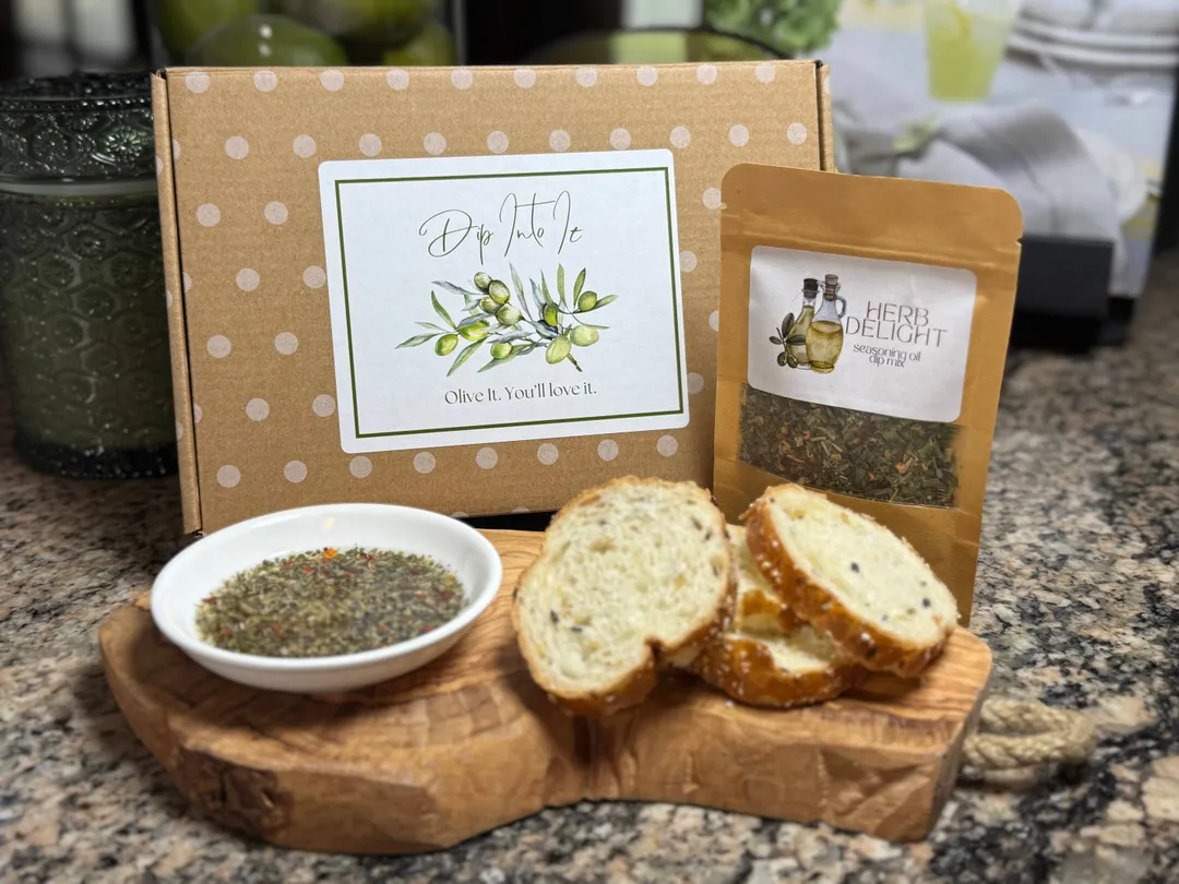 Gourmet Bread Dipping Gift Box – Herb Delight