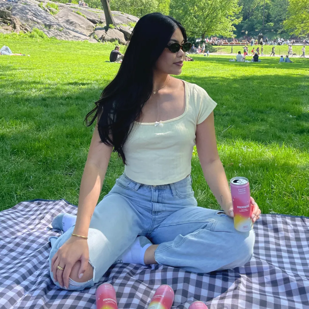Moment Grapefruite Lemonade 12-pack Botanical Soda 