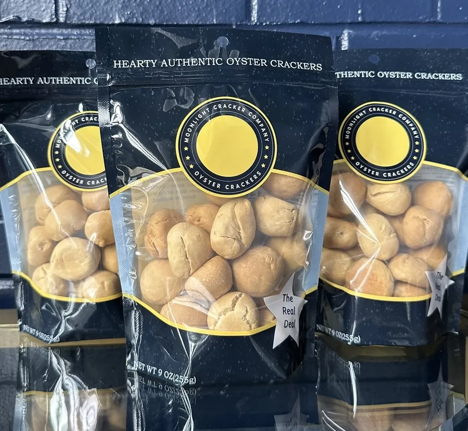 Bag of Original Style Oyster Crackers (24 Crackers)