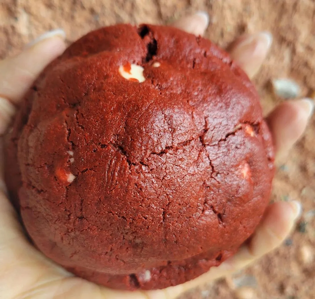 Red Velvet Cookie