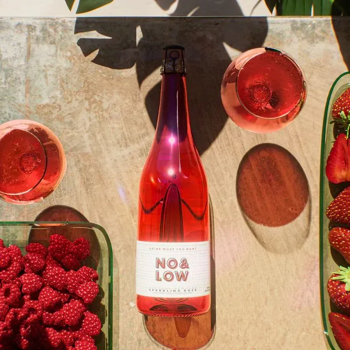 No & Low Sparkling Rosé – NA Sparkling Rosé Wine