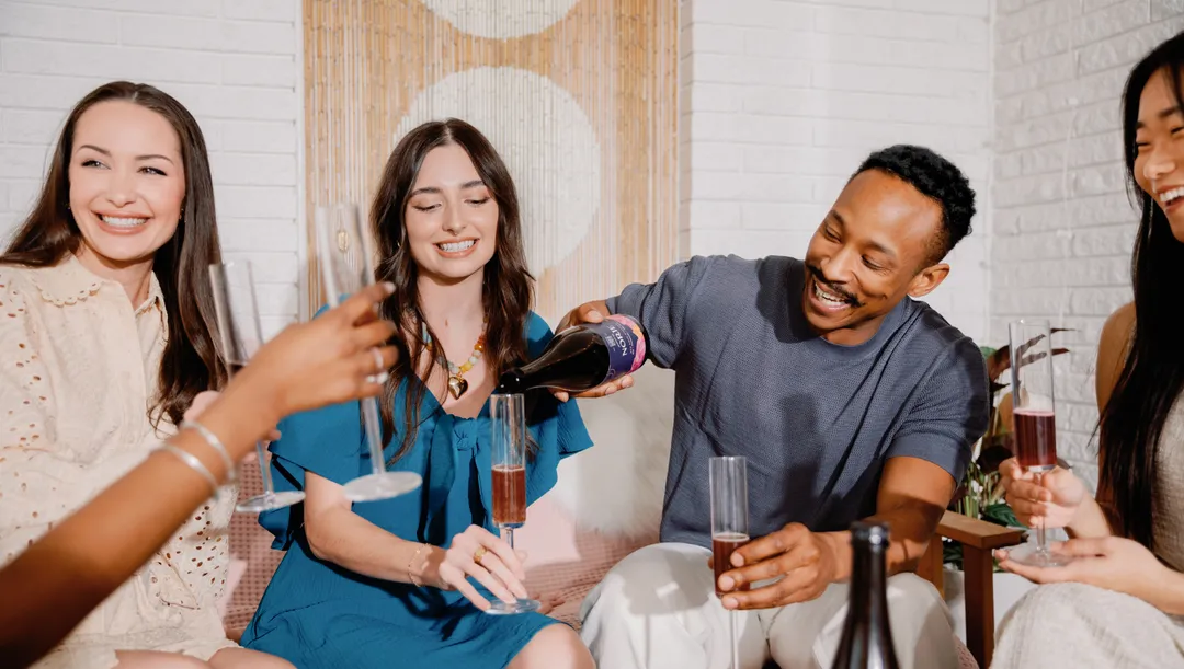 RED ROSE WHISPER  | Non-Alc Sparkling Wine Alternative